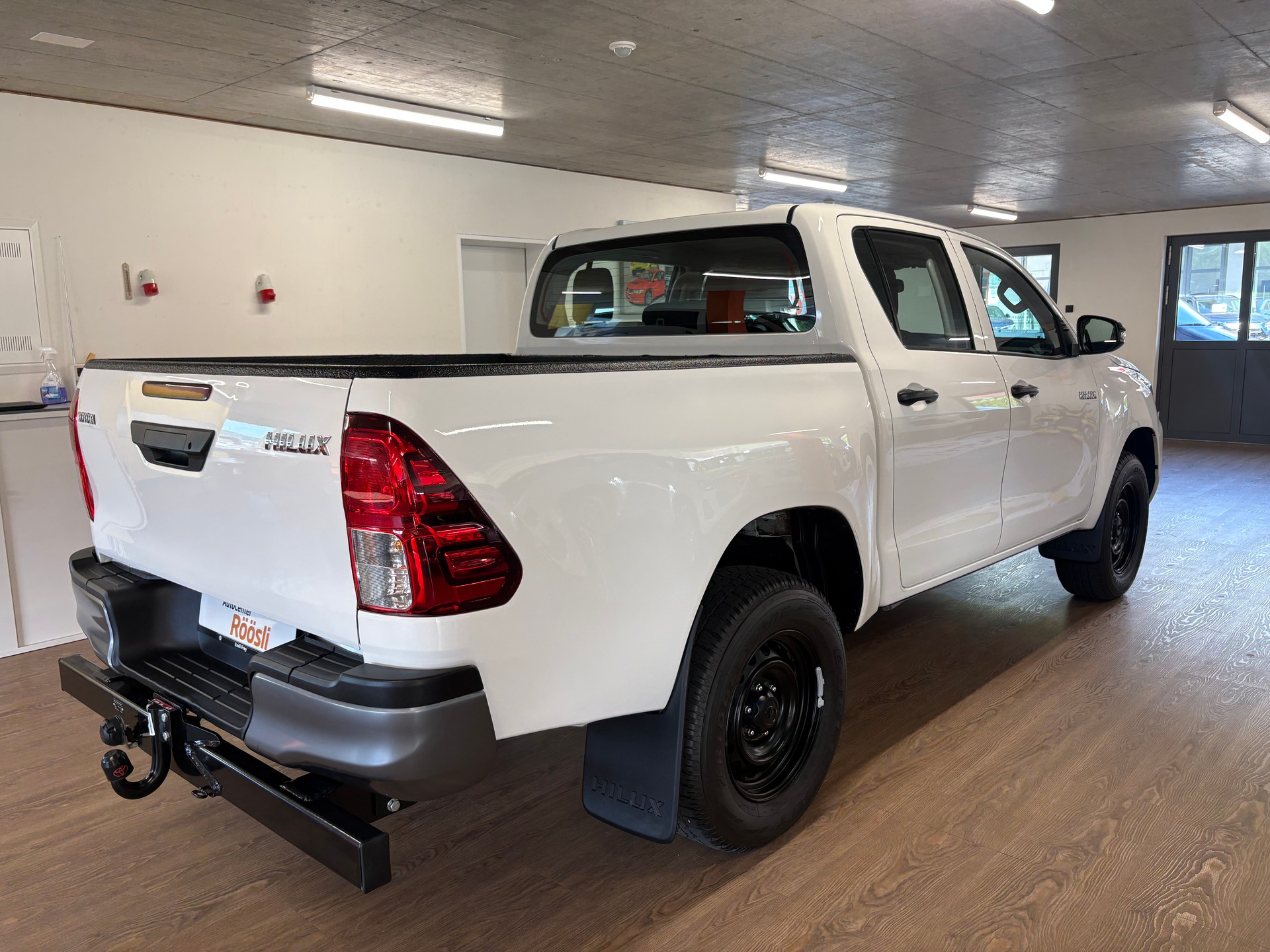 TOYOTA Hilux 2.4D-4D Comfort Double Cab 4x4 - 6