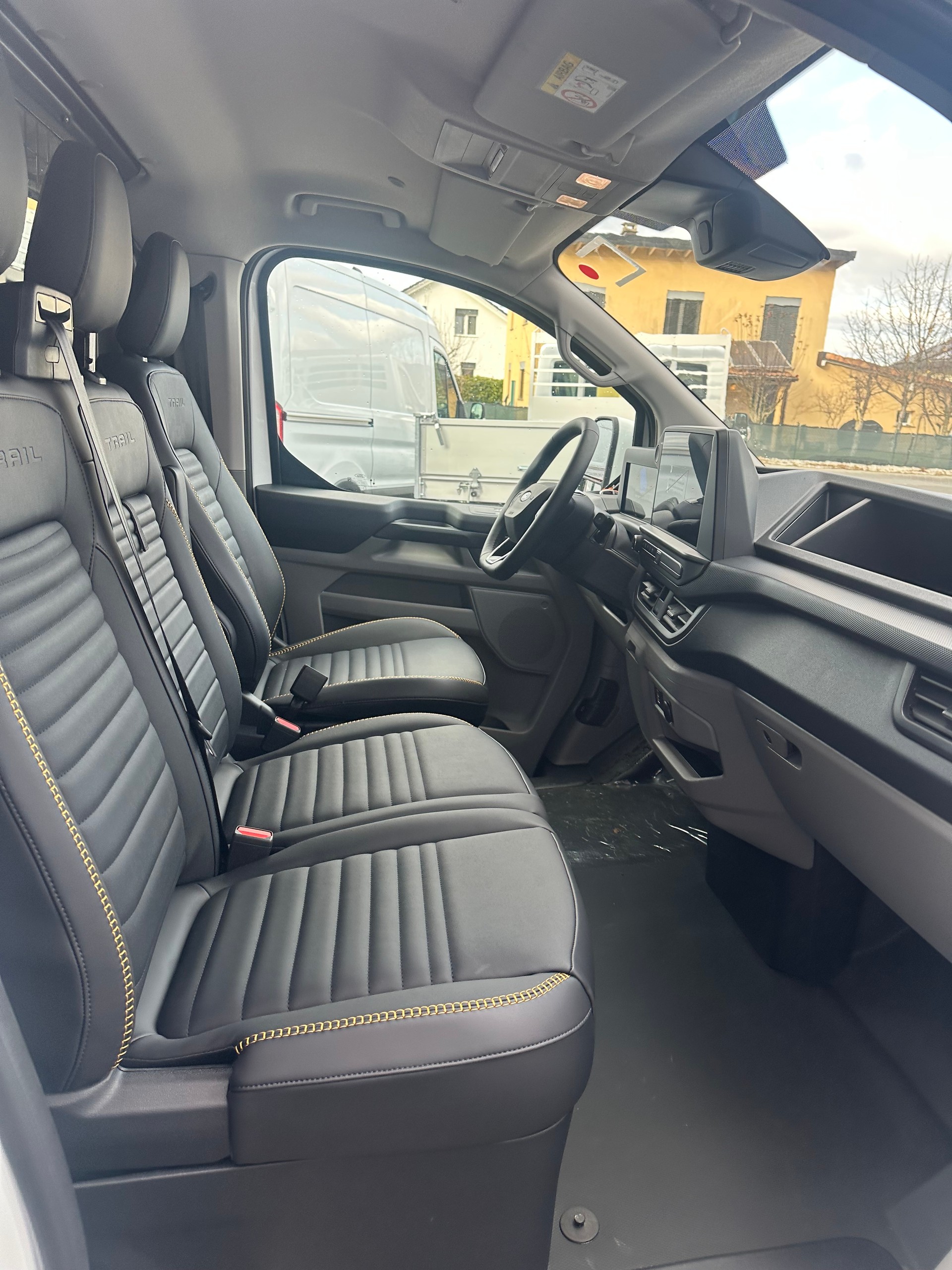 FORD Transit Custom Van 320 L1 2.0 EcoBl Trail/170CV/Aut.4x4 - 12