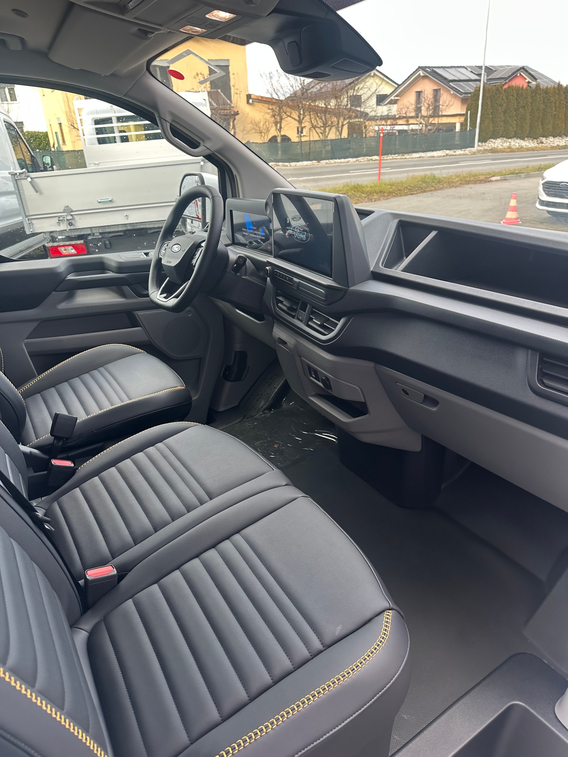 FORD Transit Custom Van 320 L1 2.0 EcoBl Trail/170CV/Aut.4x4 - 13