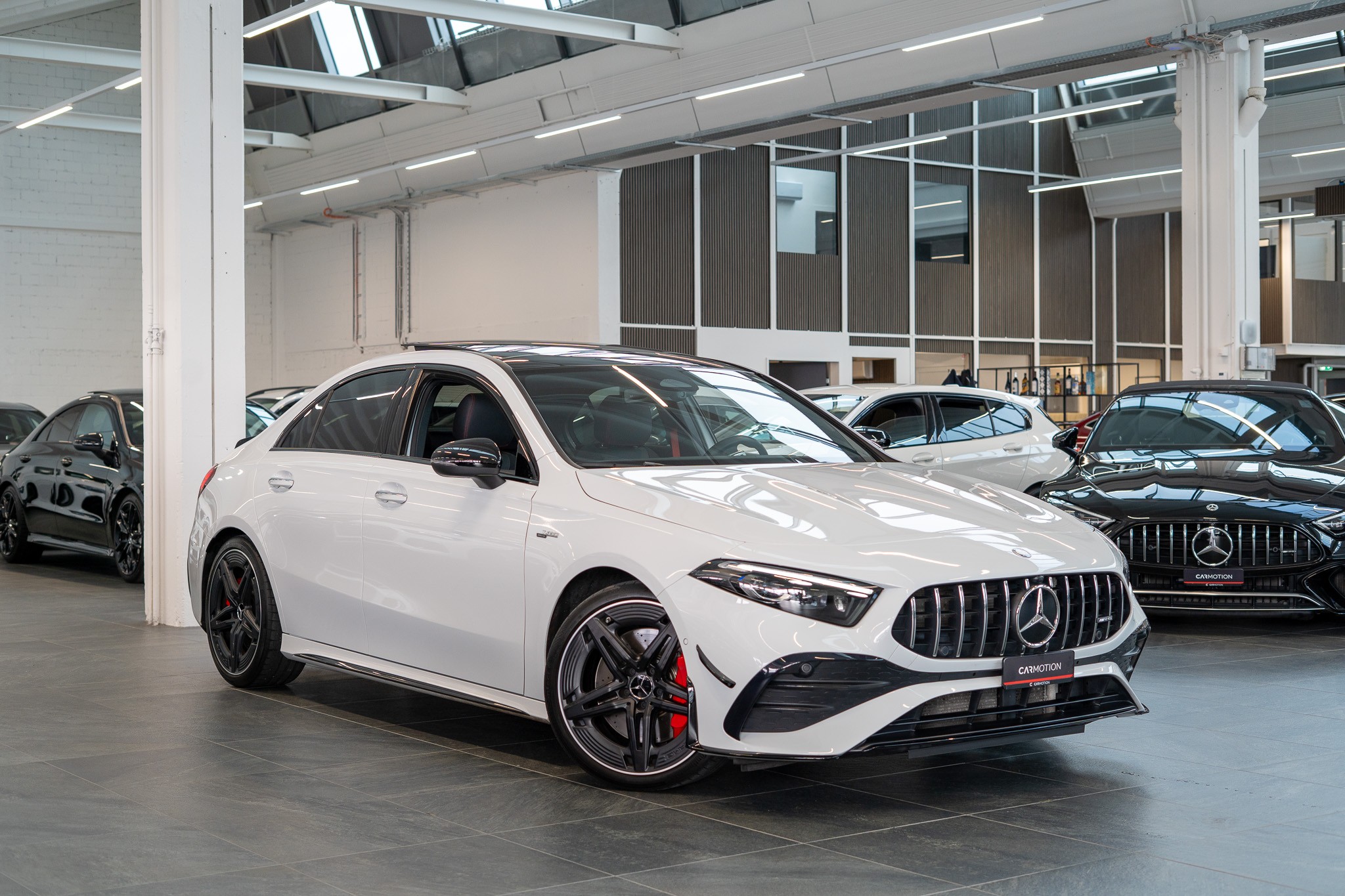 A 35 AMG 4matic Limousine / Facelift / Performance Auspuff / Panorama