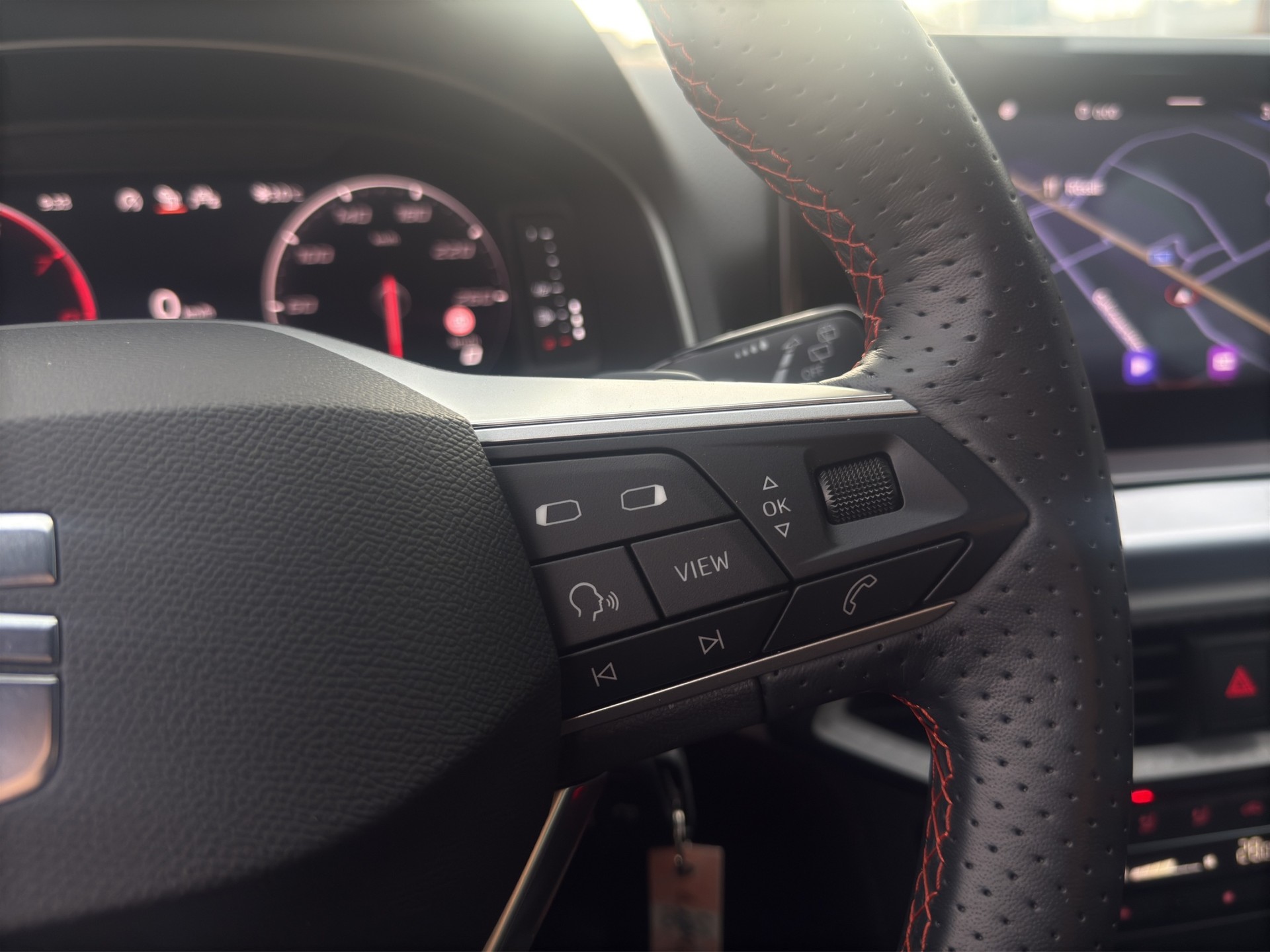 SEAT Ibiza 1.0 TSI 110 FR DSG - 28