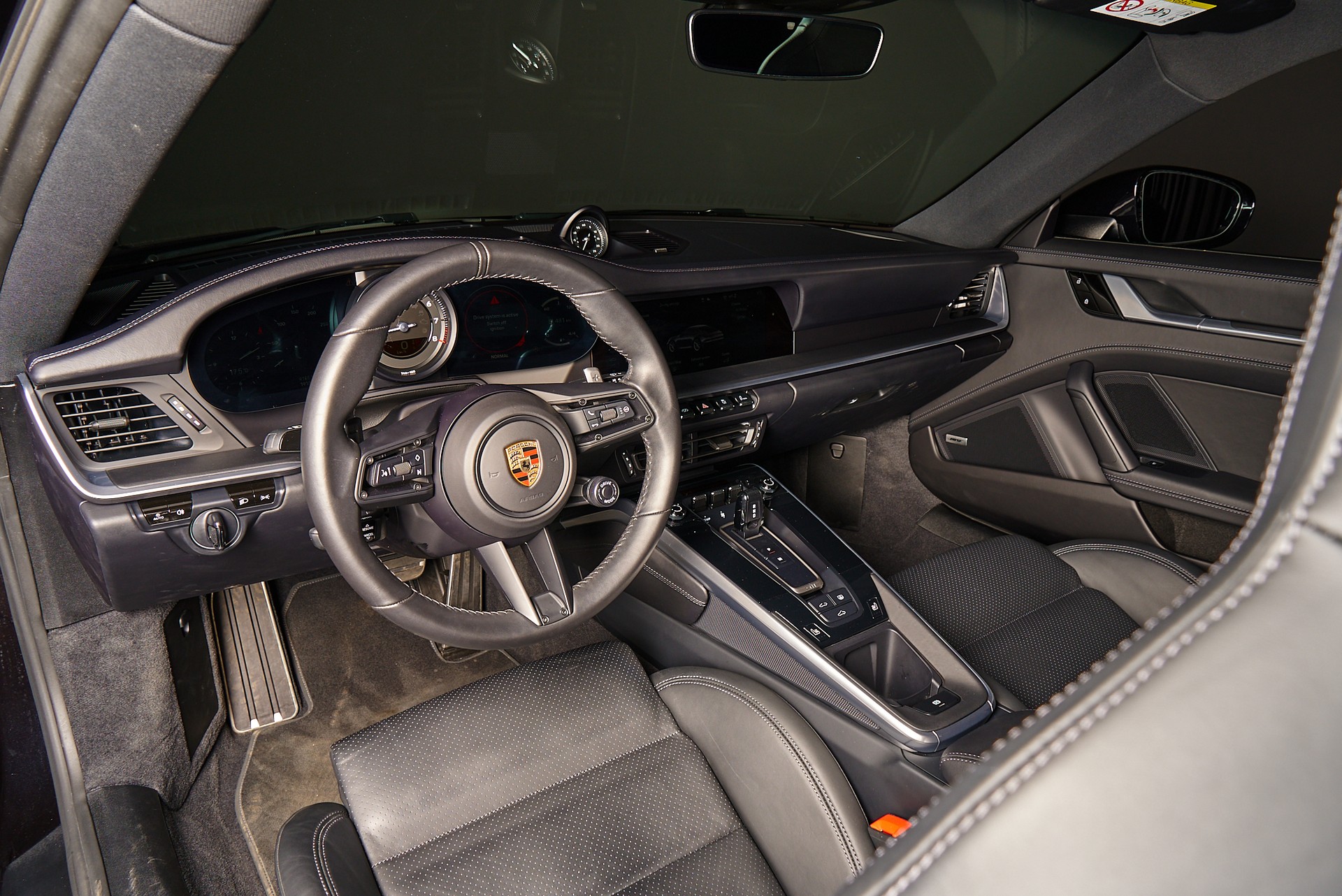 PORSCHE 911 Carrera 4S PDK - 12