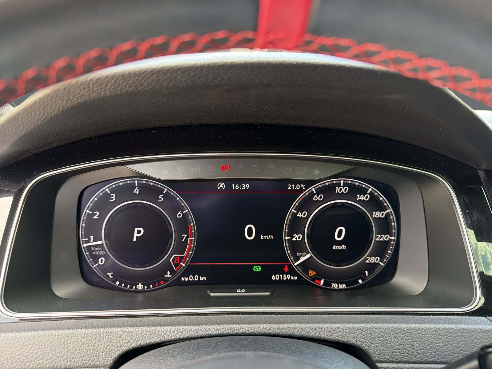 VW Golf 2.0 TSI GTI TCR - 11