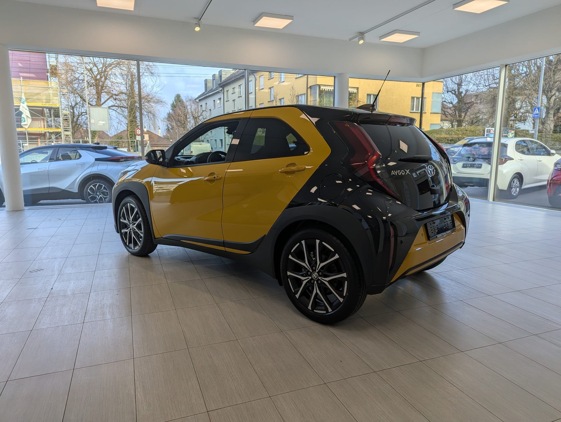 TOYOTA Aygo X 1.5 GR Sport e-CVT - 3