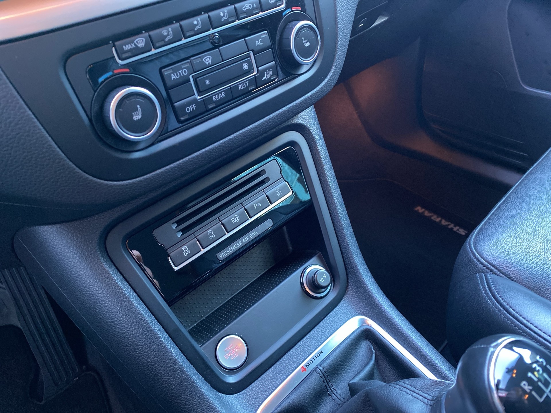 VW Sharan 2.0 TDI BMT Highline 4Motion - 11