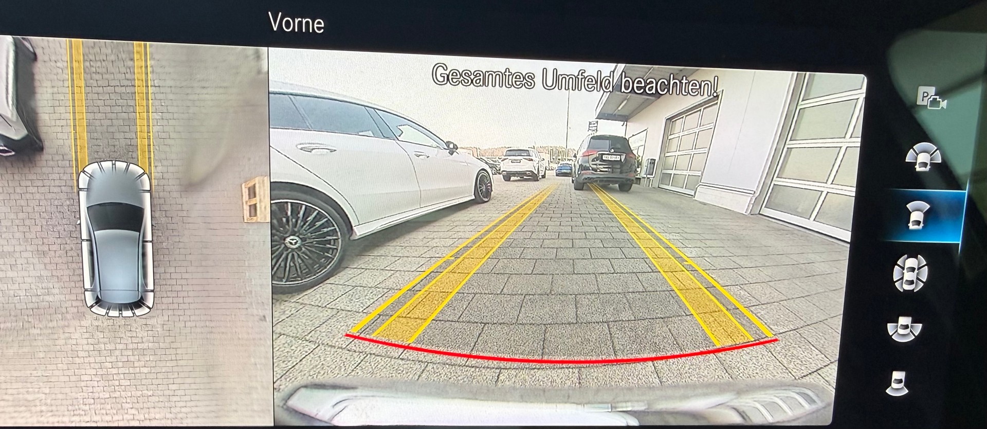 MERCEDES-BENZ A 250e AMG Line 8G-DCT - 10