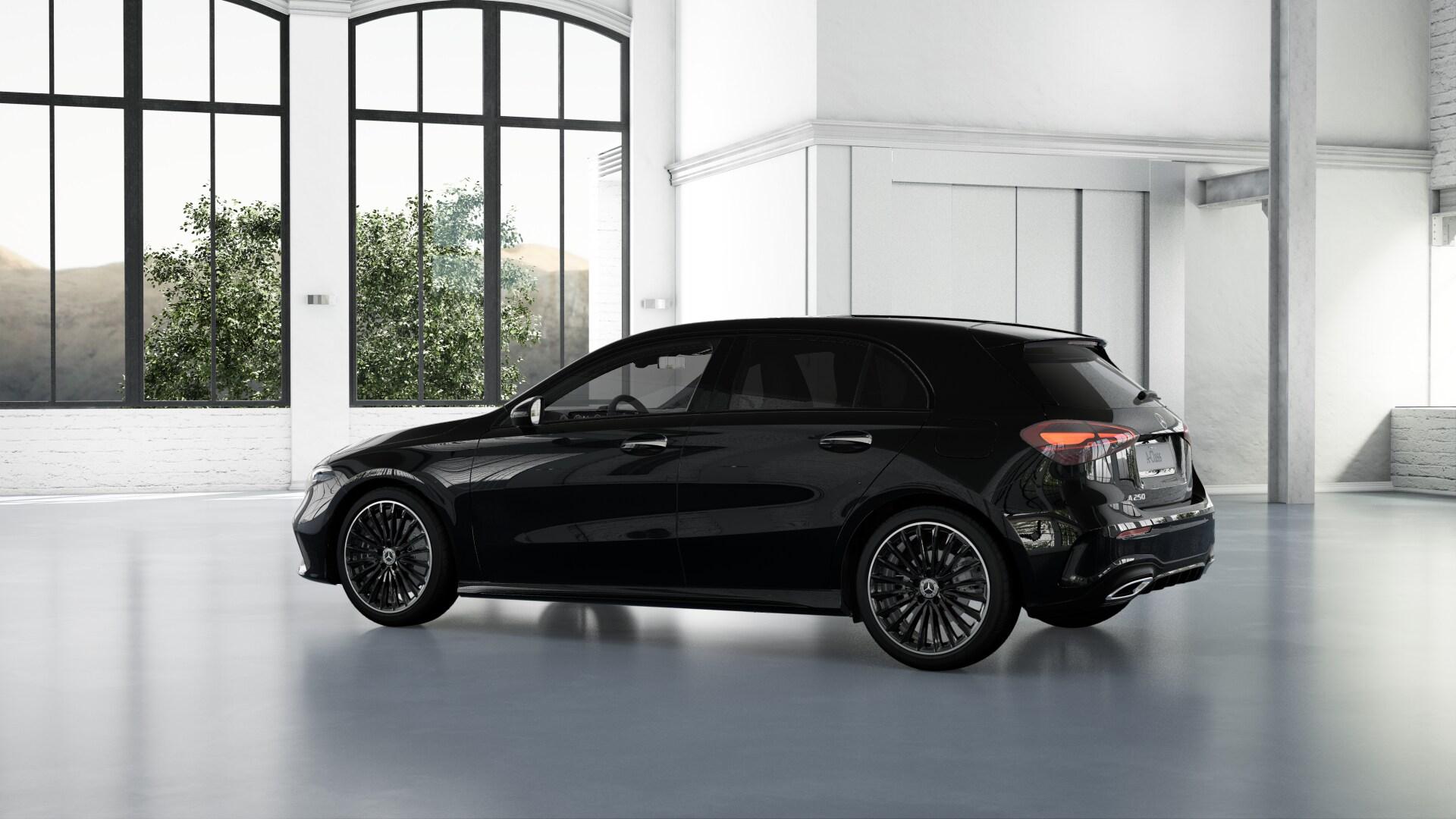 MERCEDES-BENZ A 250 AMG Line 4m - 2