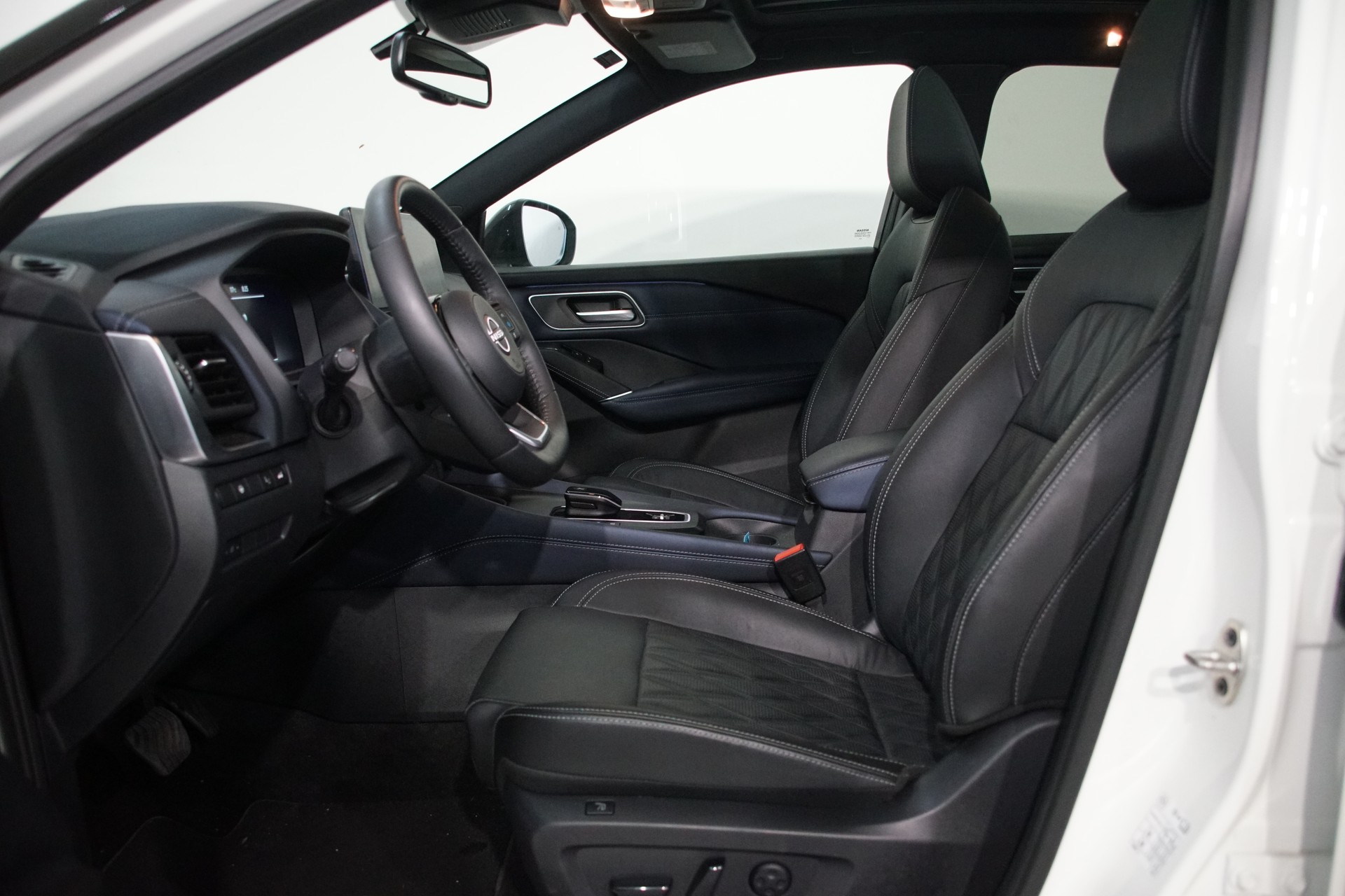 NISSAN Qashqai 1.5 VC-T e-Power Tekna+ - 11