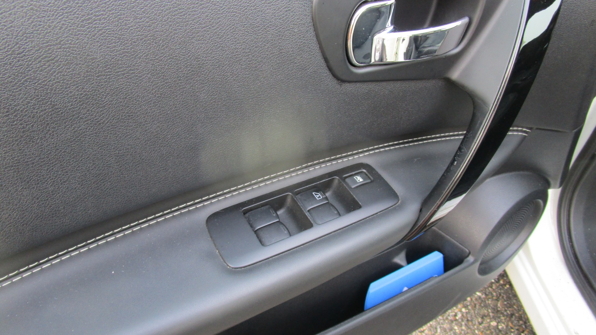 NISSAN Qashqai 2.0 360 - 7