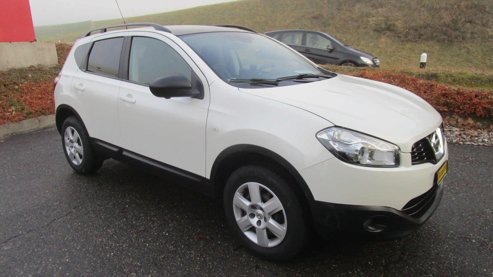 NISSAN Qashqai 2.0 360 - 2