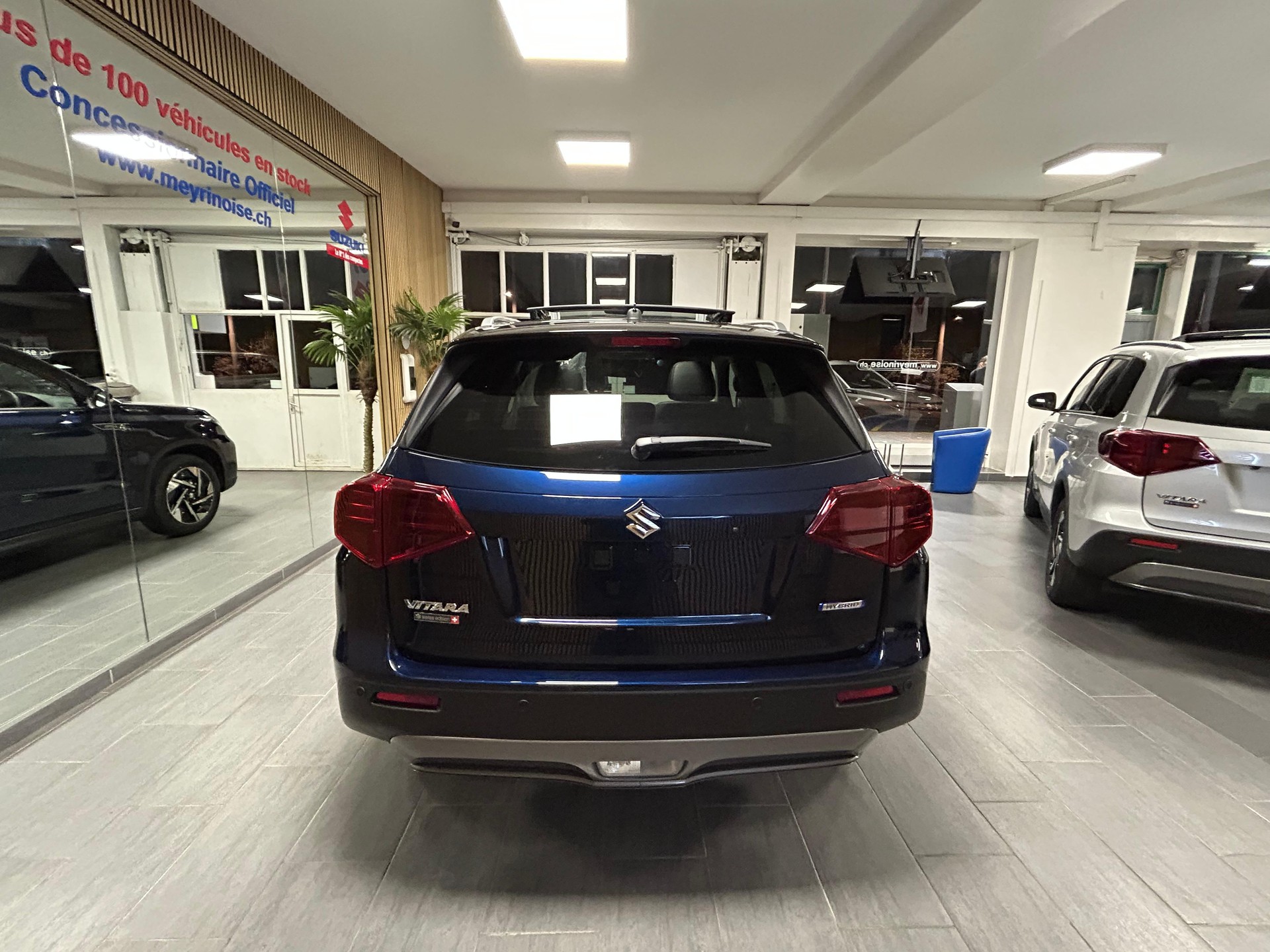 SUZUKI Vitara 1.4 T Sakura Top Hybrid 4x4 - 7