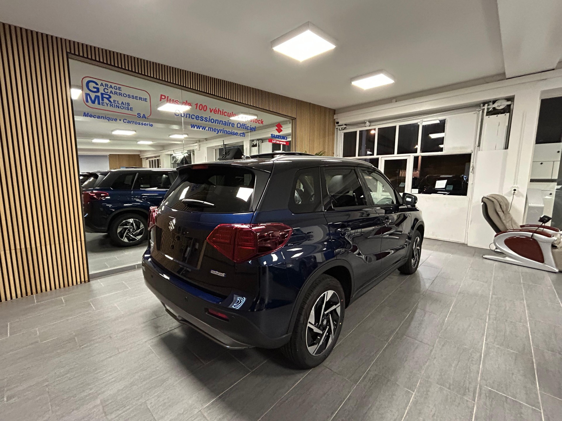 SUZUKI Vitara 1.4 T Sakura Top Hybrid 4x4 - 8