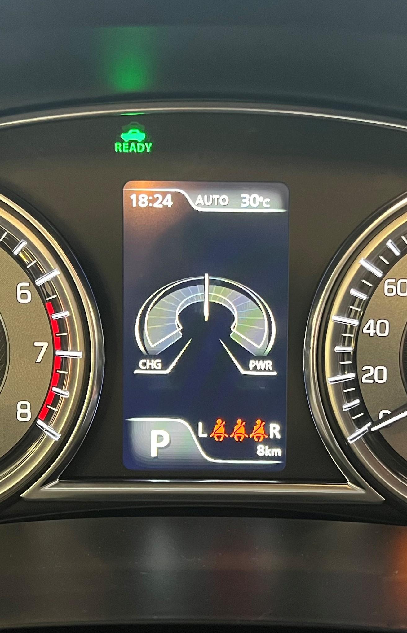 SUZUKI Vitara 1.4 T Sakura Top Hybrid 4x4 - 10