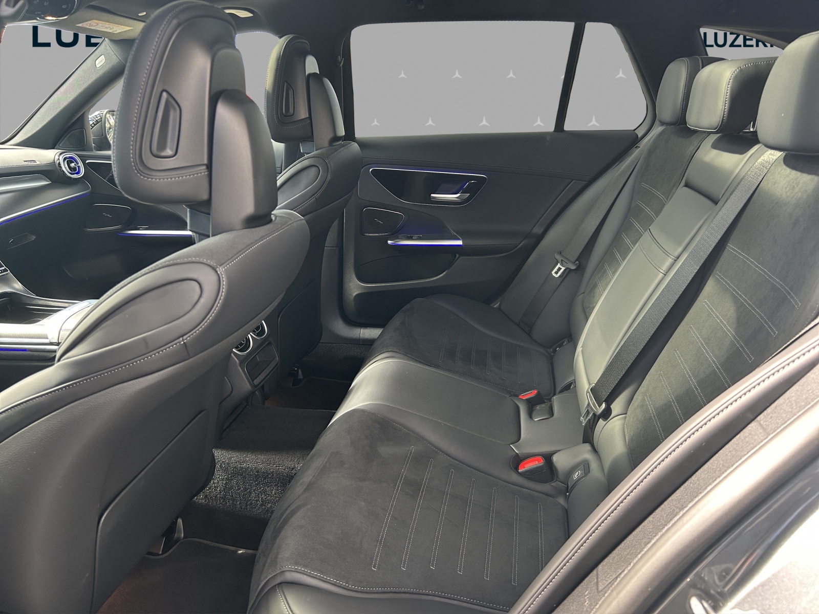 MERCEDES-BENZ C 300 T 4Matic AMG Line - 14