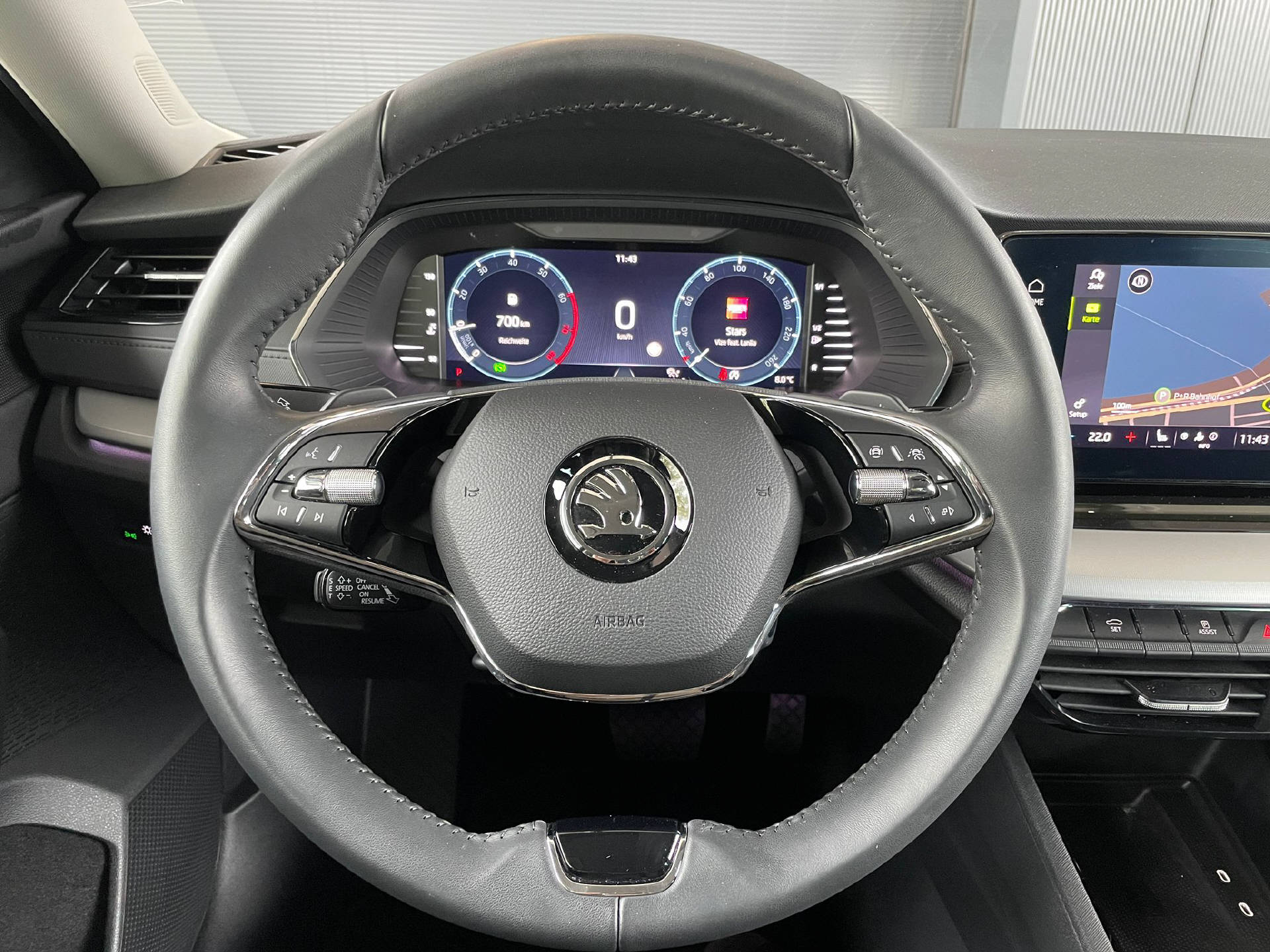 SKODA Octavia Combi 1.5 TSI Ambition DSG-7