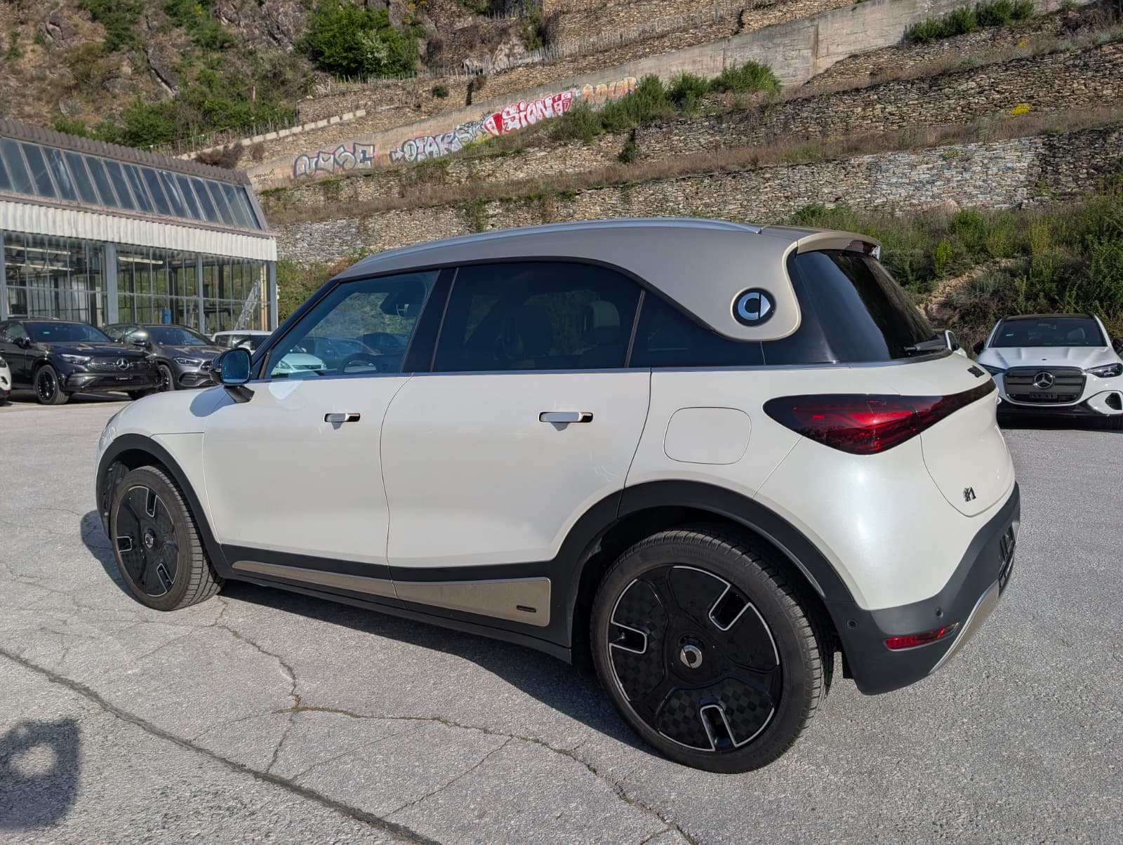 SMART Launch Edition 1 0f 1000 - 3