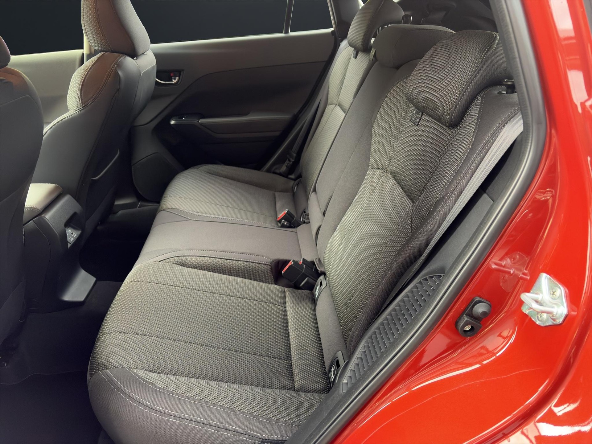 SUBARU Crosstrek 2.0i e-Boxer Swiss Plus - 13