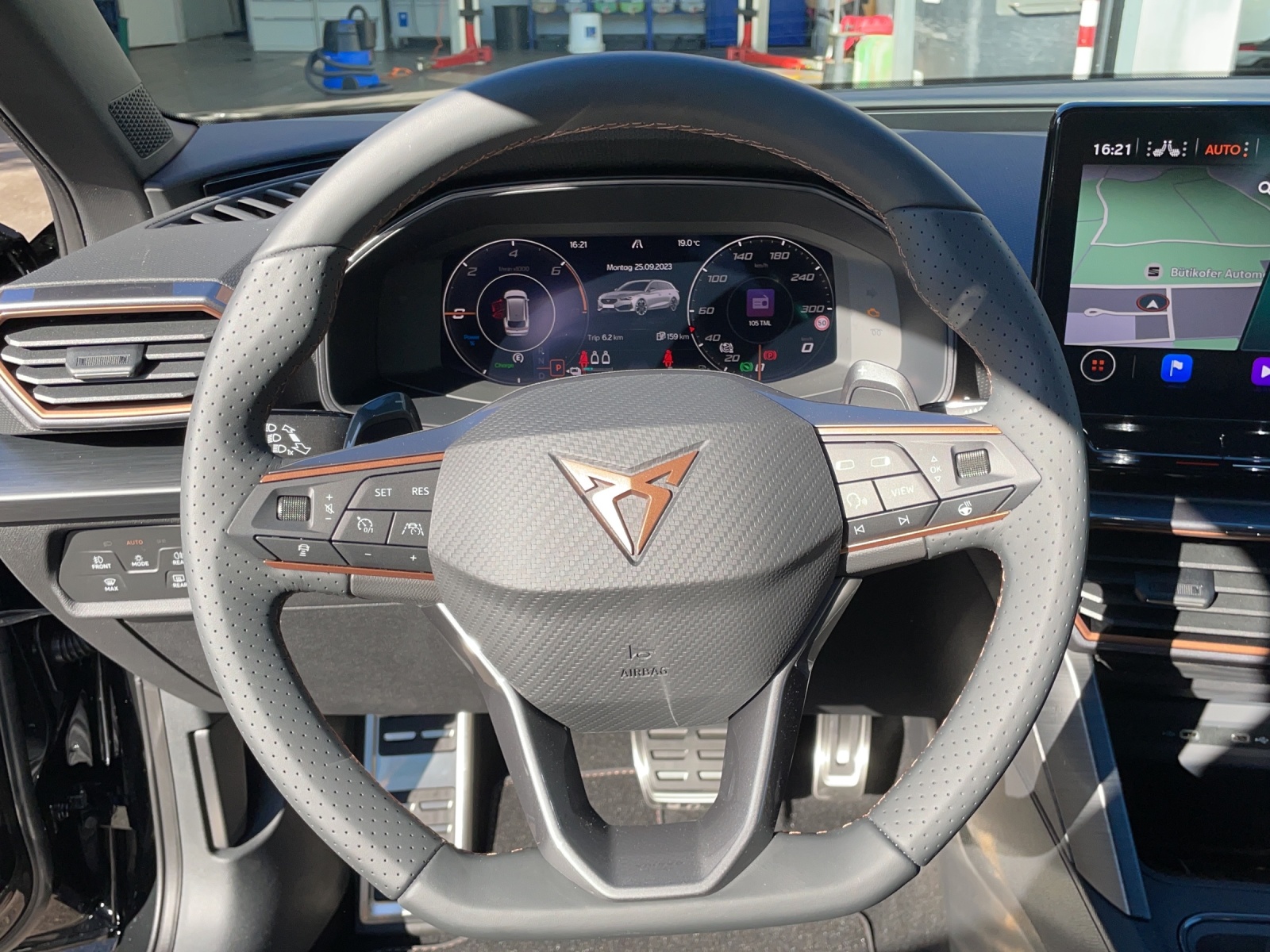 CUPRA LEON 1.4 e-HYBRID pHEV Inicio DSG - 8