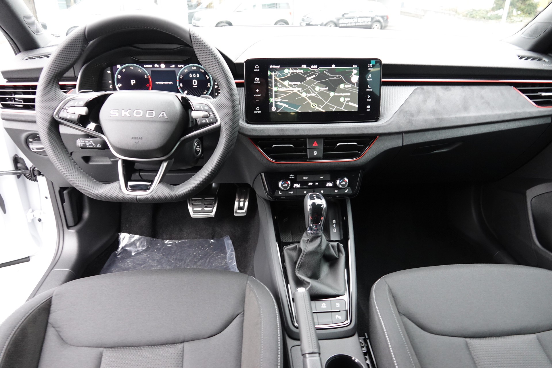 SKODA Kamiq 1.0 TSI Dynamic - 10