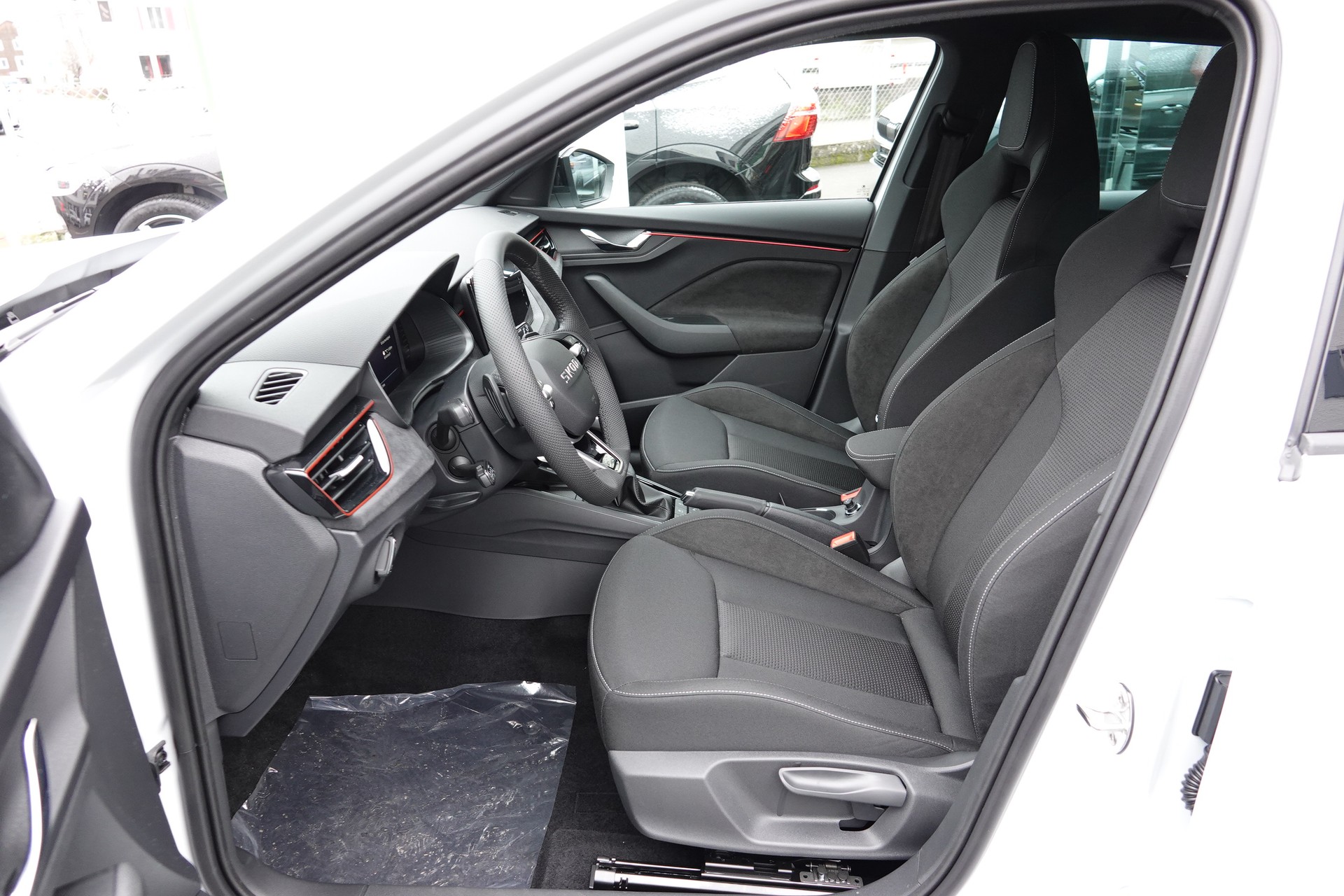 SKODA Kamiq 1.0 TSI Dynamic - 13