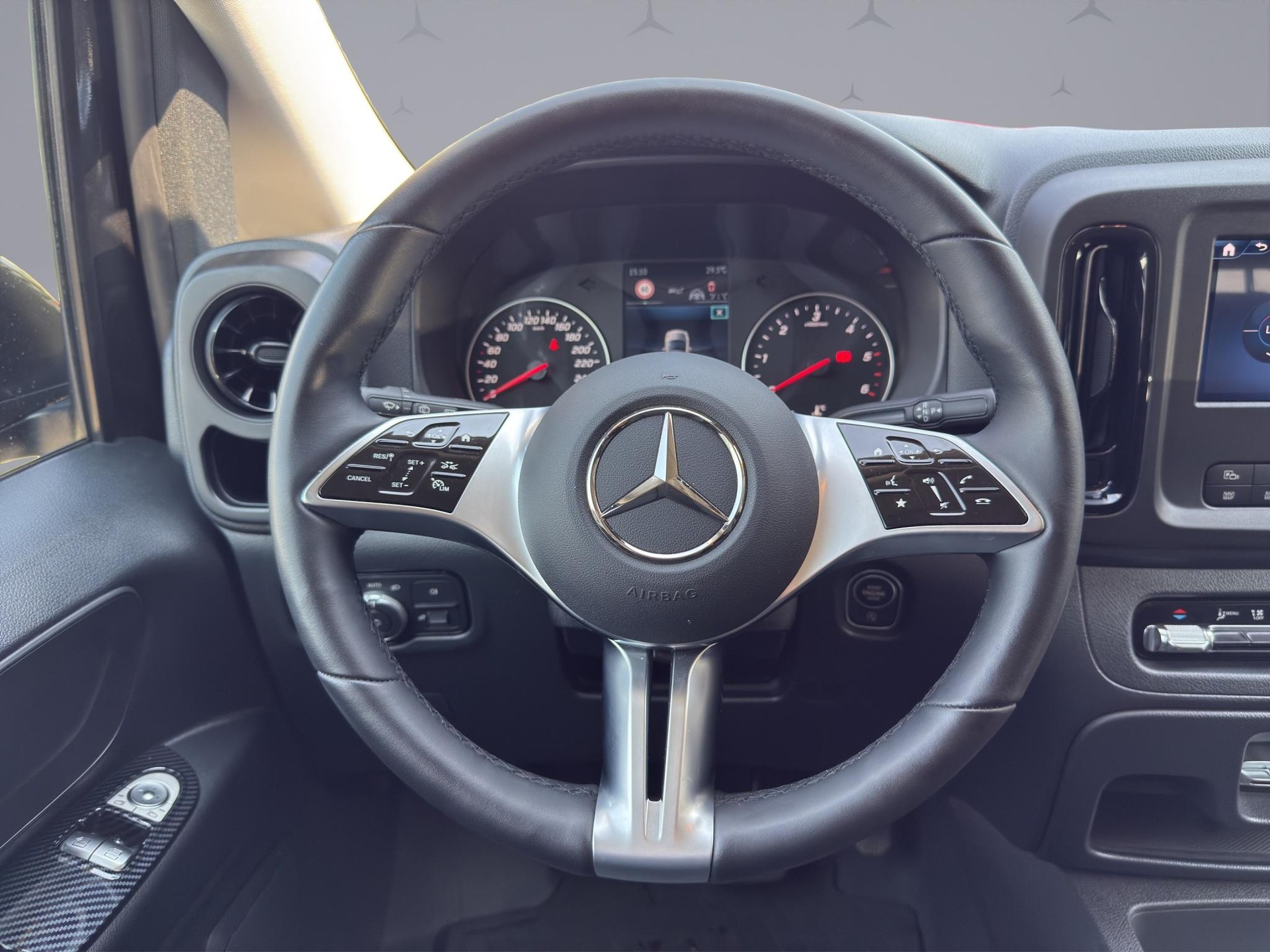 MERCEDES-BENZ Vito 119 Kombi L 2.0 CDI Pro - 11