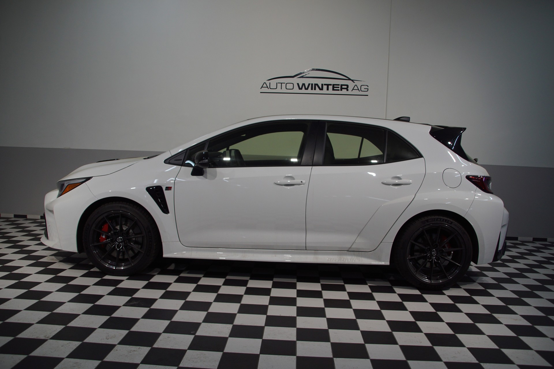 TOYOTA GR Corolla Circuit Edition - 10