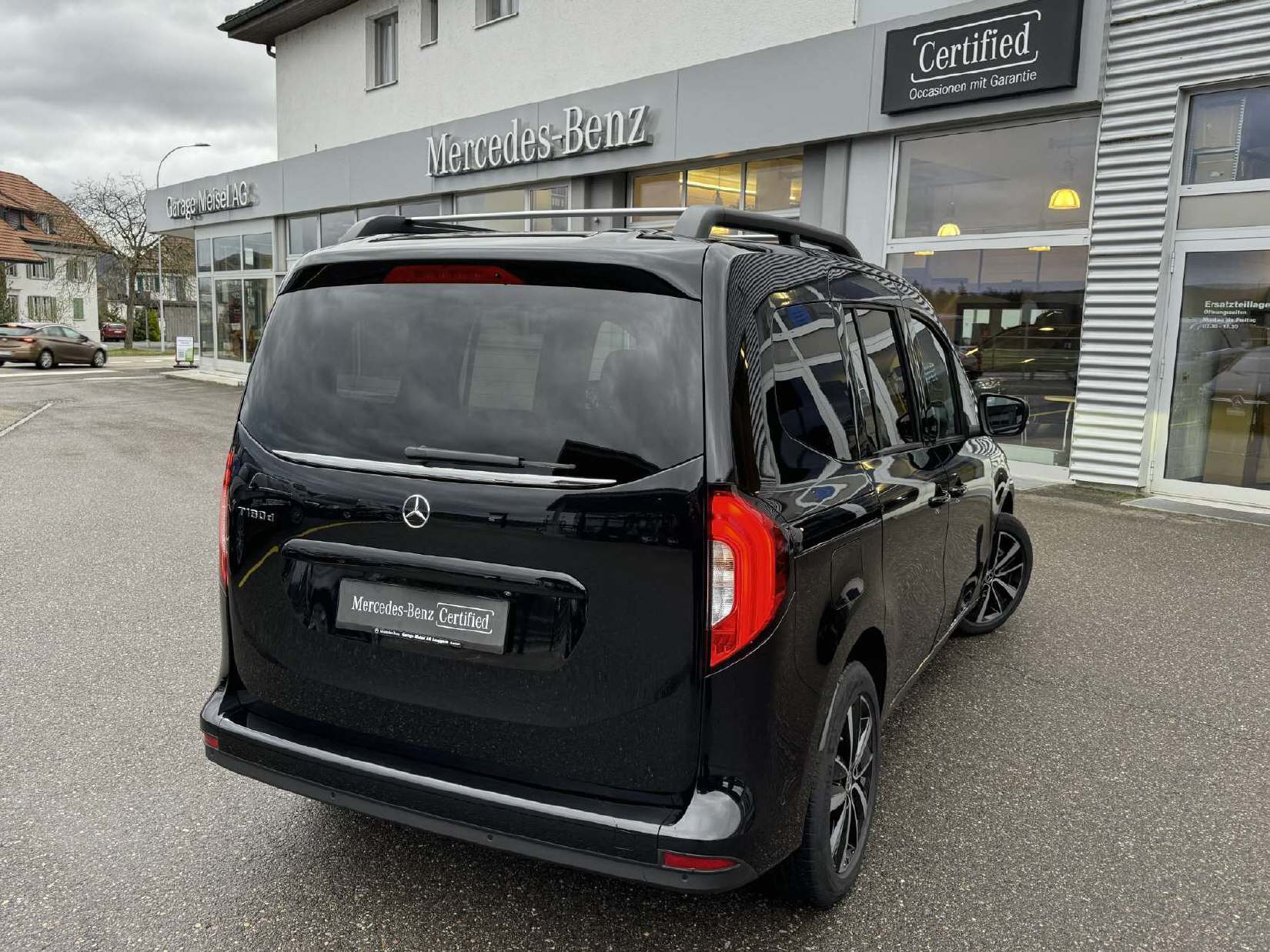 MERCEDES-BENZ T 180d Progressive Van S - 4