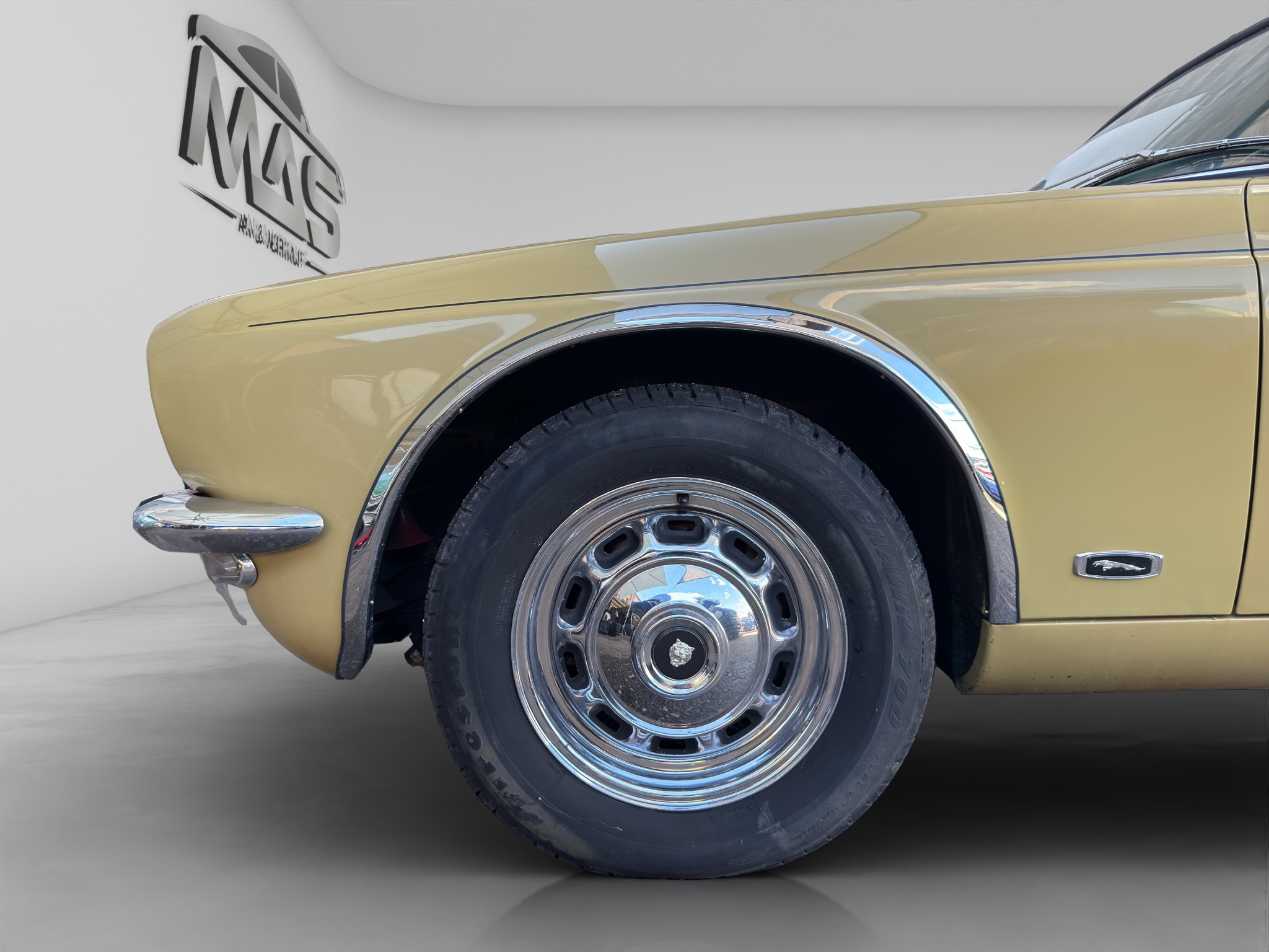 JAGUAR XJ 17