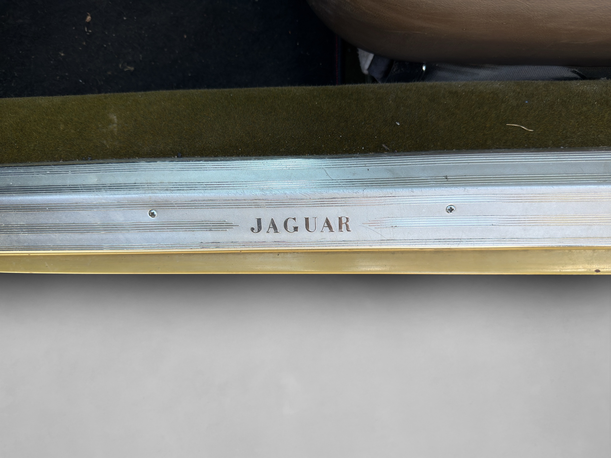 JAGUAR XJ 5