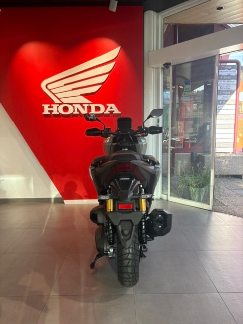 HONDA ADV 350 - 4