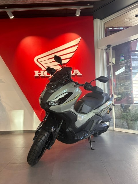 HONDA ADV 350 - 7