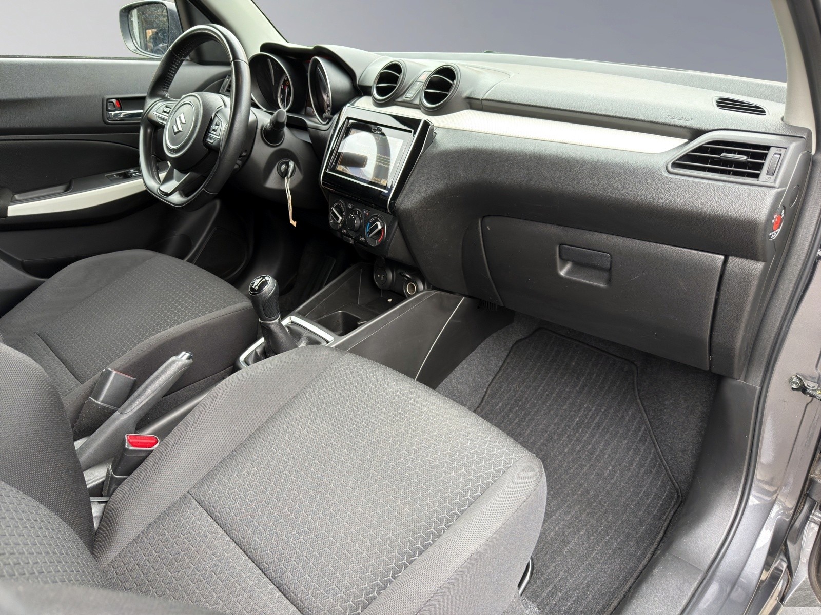 SUZUKI Swift 1.2 Compact+ Hybrid - 13