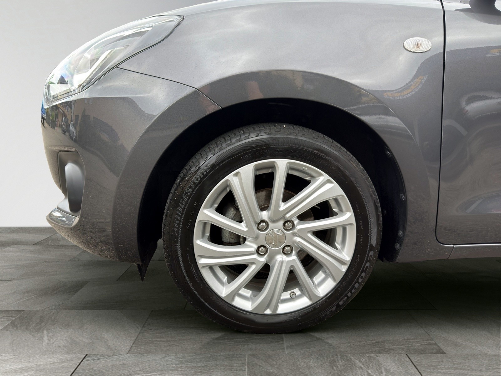 SUZUKI Swift 1.2 Compact+ Hybrid - 16