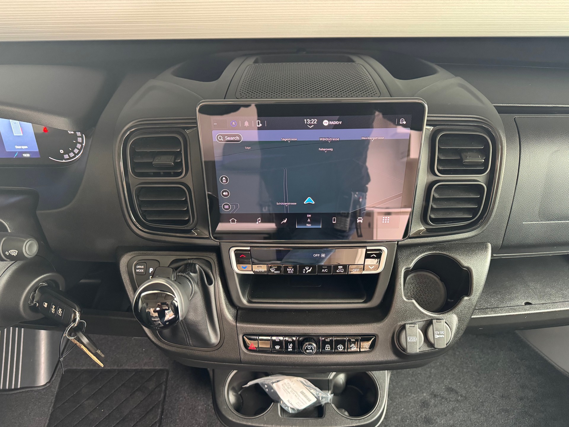 TOURNE MOBIL 6.4 - 180 PS SELECT / Heavy / Automat - 15