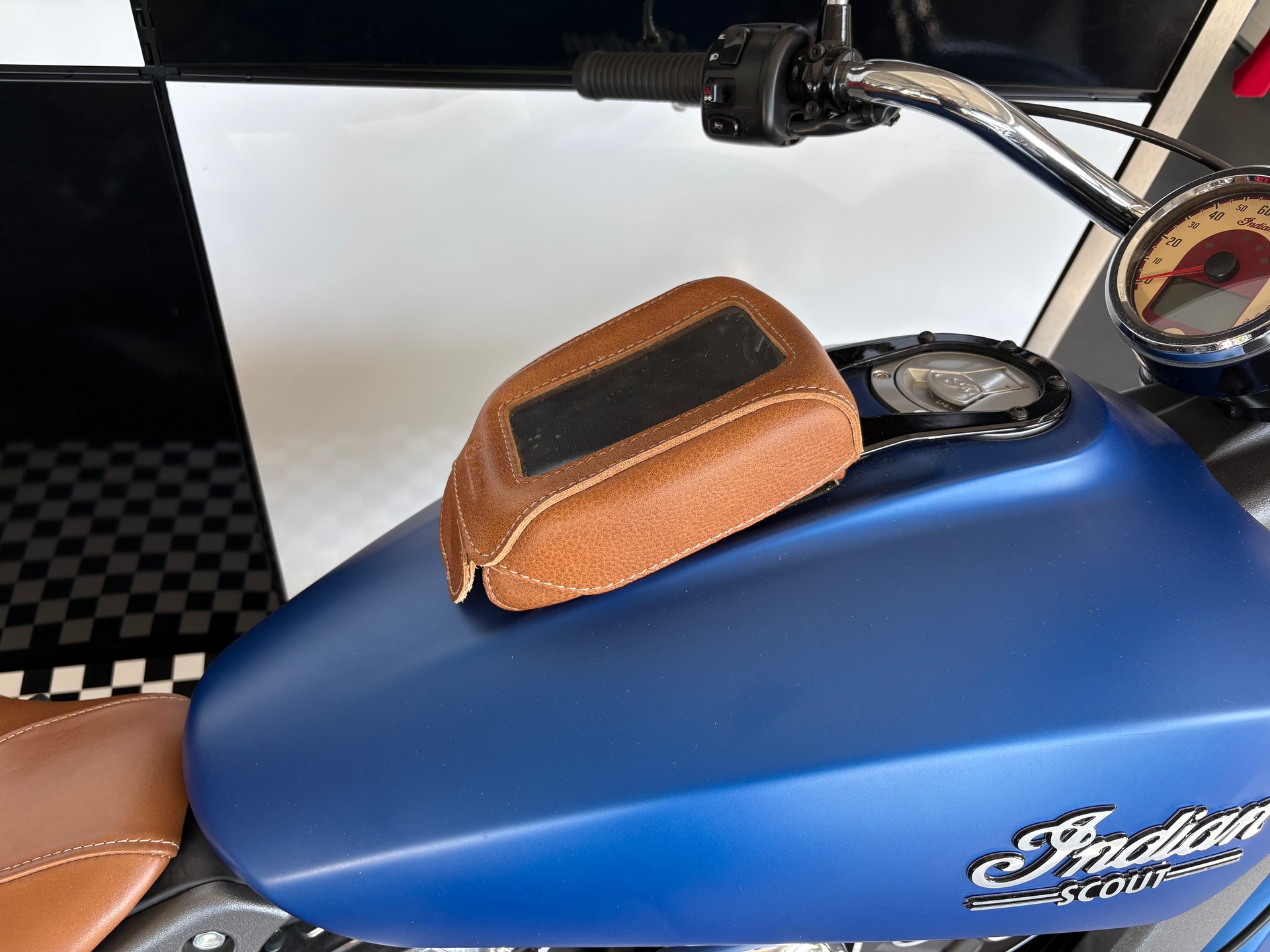 INDIAN Scout ABS - 6