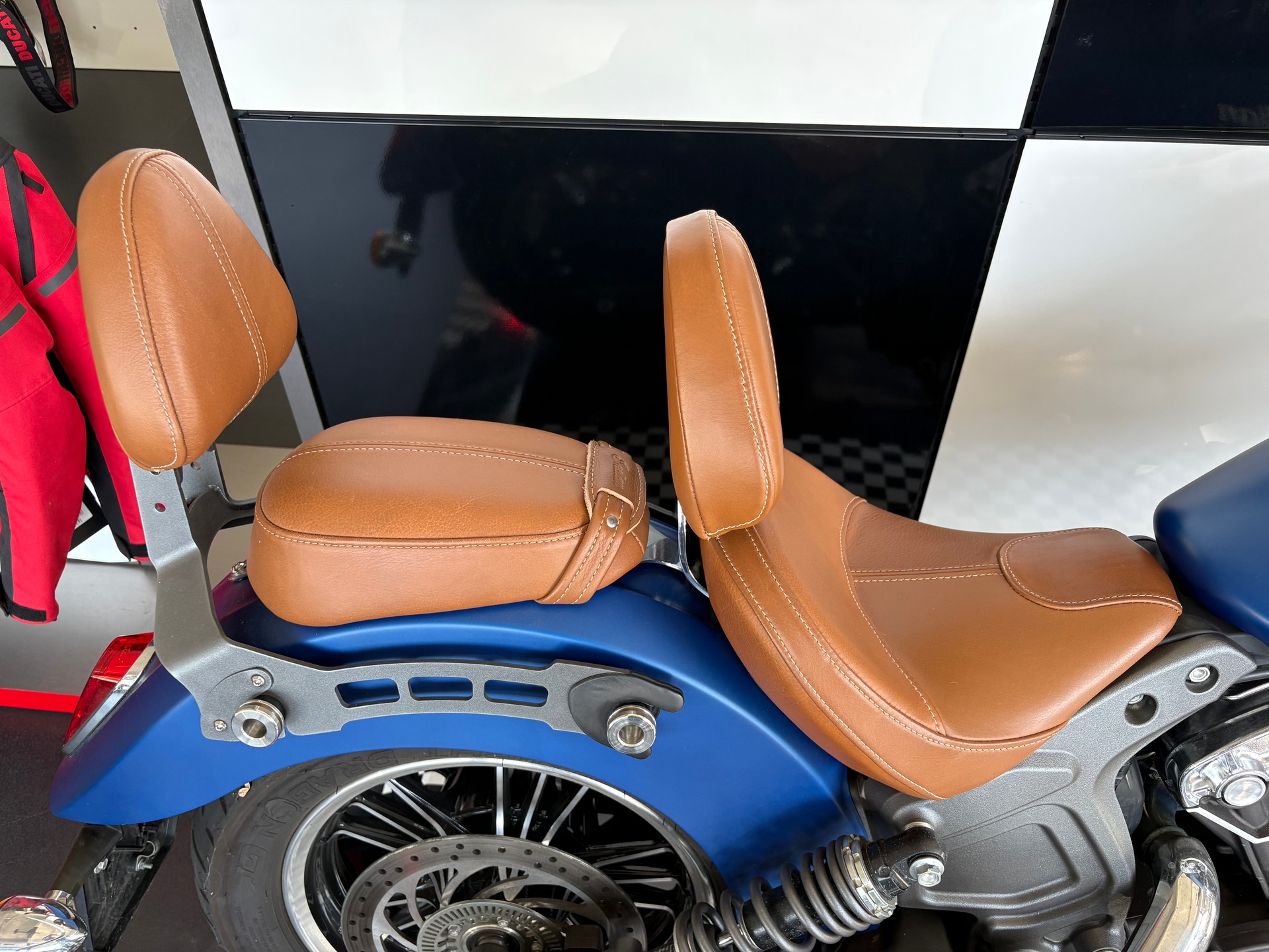 INDIAN Scout ABS - 5