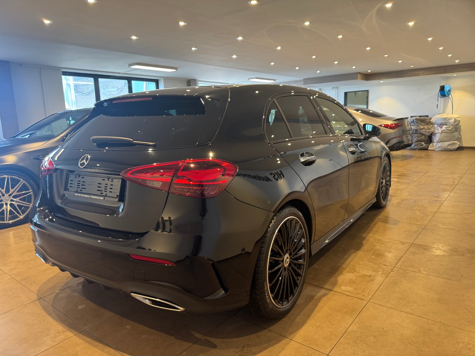 MERCEDES-BENZ A 250 AMG Line 4m - 4