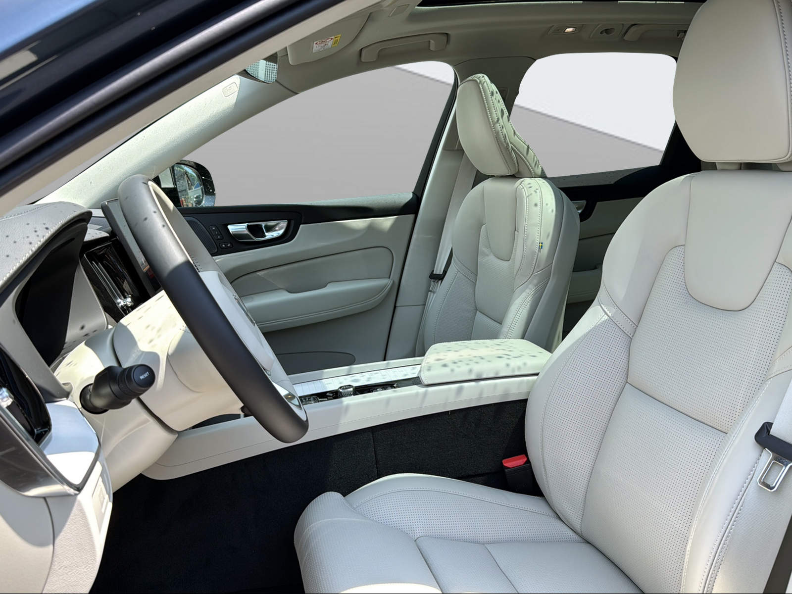 VOLVO XC60 T6 eAWD PluginHybrid Ultra Dark Geartronic - 9