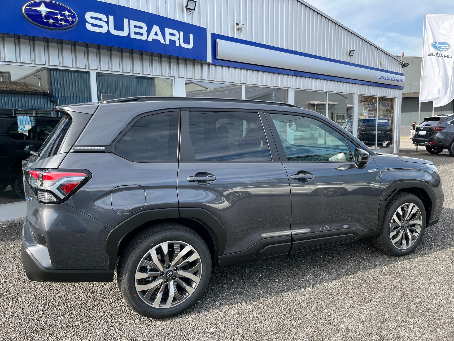 SUBARU Forester 2.0i e-Boxer Luxury Lineartronic - 3