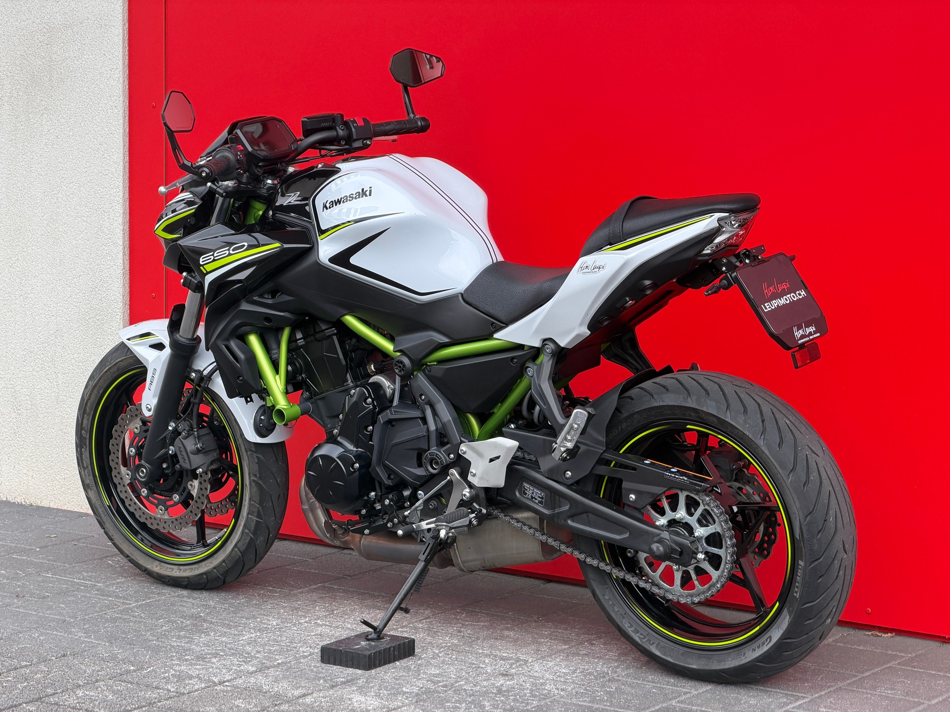 KAWASAKI Z 650 (35kW) - 10