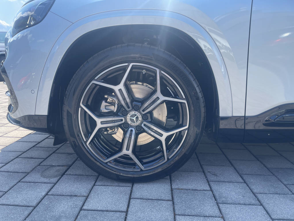 MERCEDES-BENZ GLB 220 4MATIC - 7