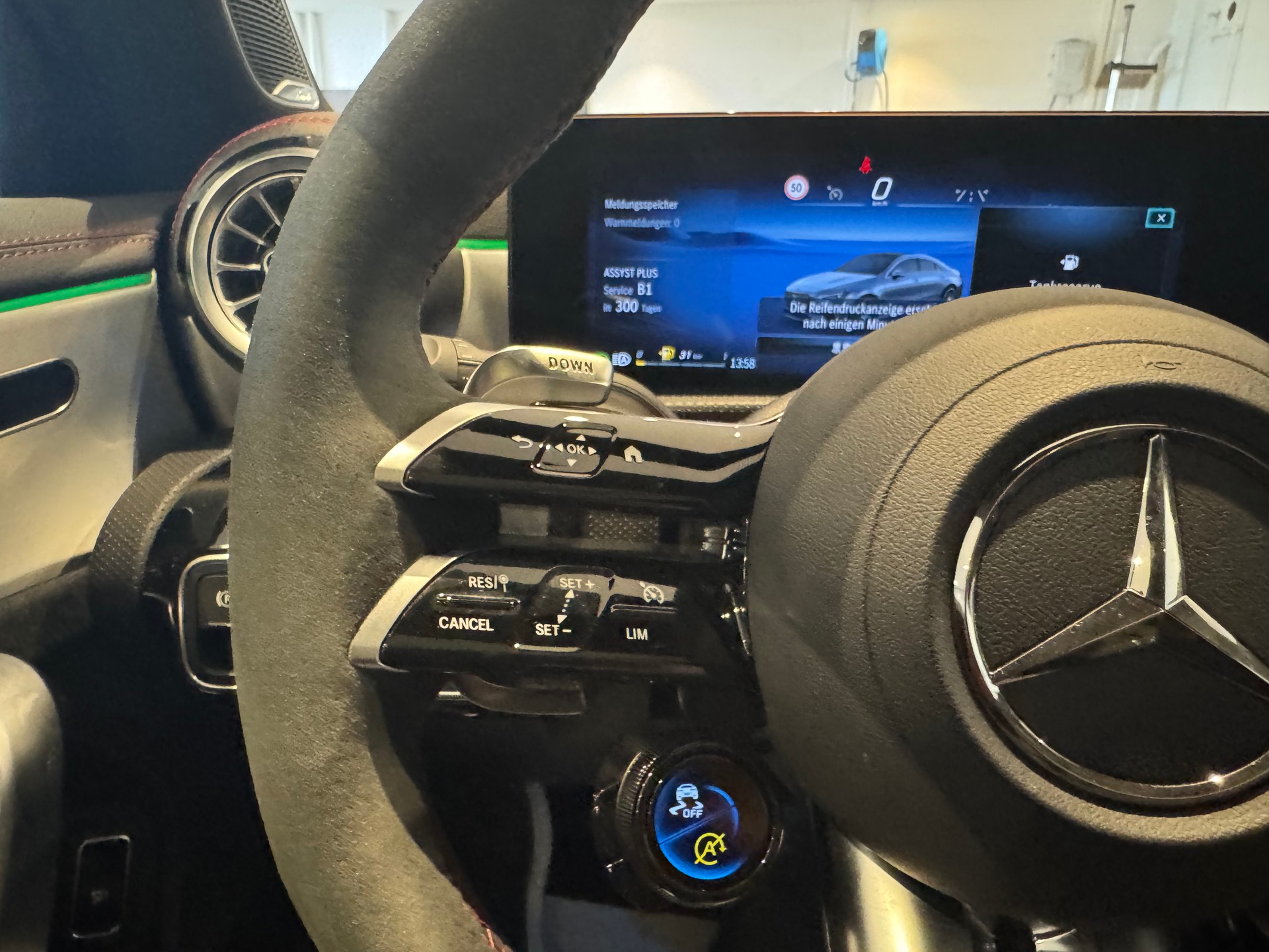 MERCEDES-BENZ CLA 35 AMG 4matic - 18