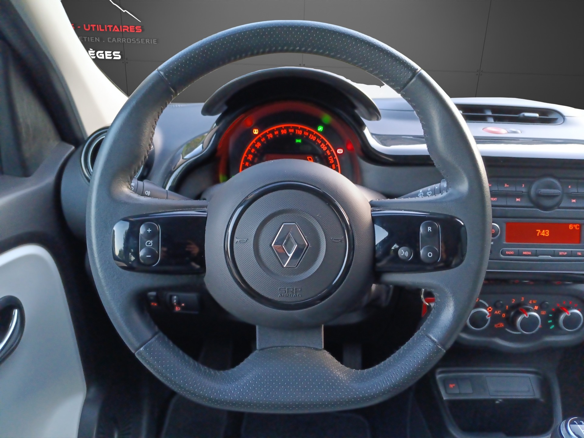 RENAULT Twingo SCe 65 Zen - 10