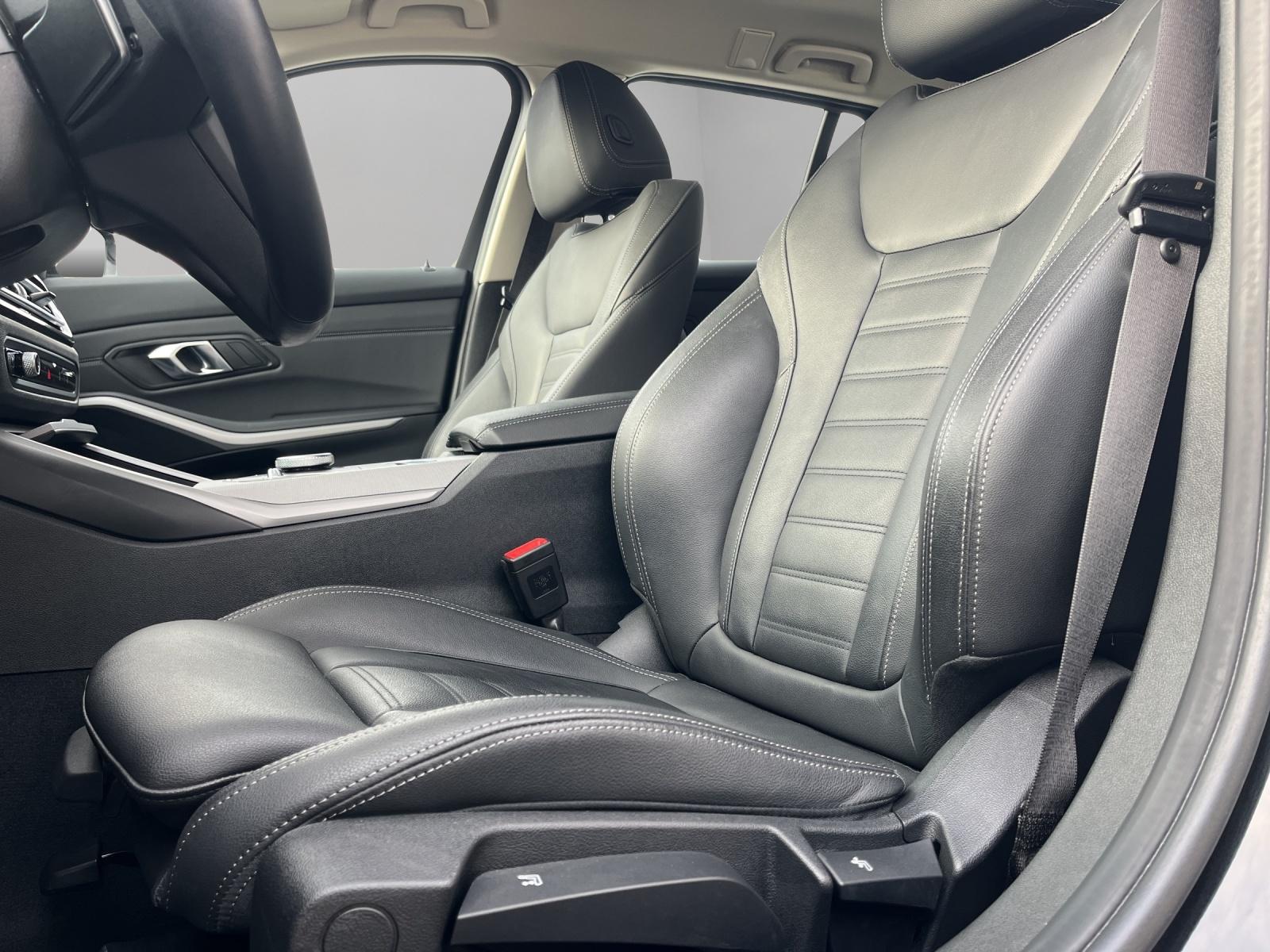 BMW 320d xDrive 48V Touring Steptronic - 10