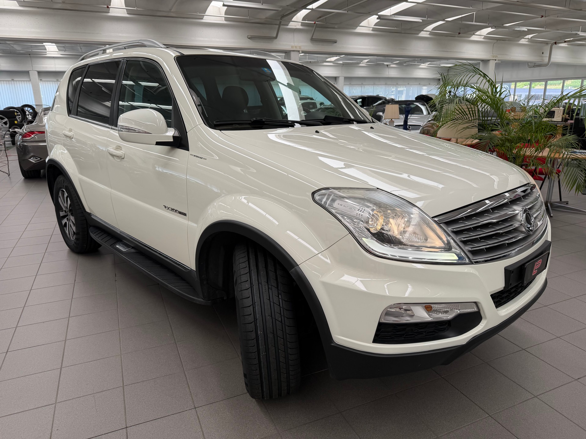 KGM-SsangYong Rexton RX200 e-XDi Sapphire 4WD Automatic - 2