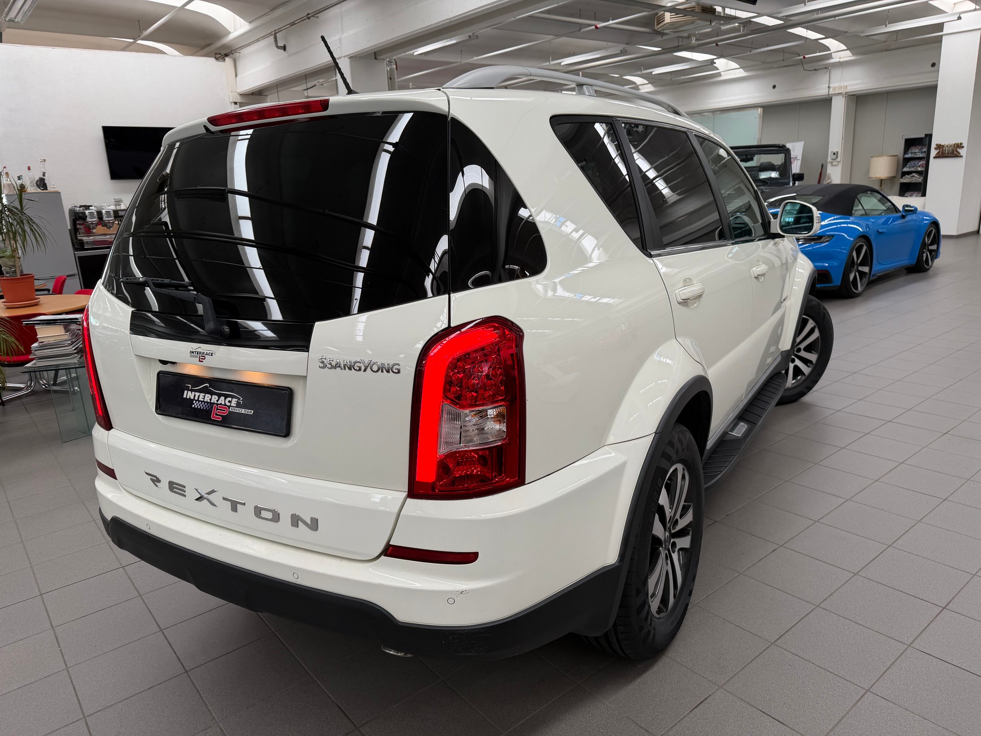 KGM-SsangYong Rexton RX200 e-XDi Sapphire 4WD Automatic - 4