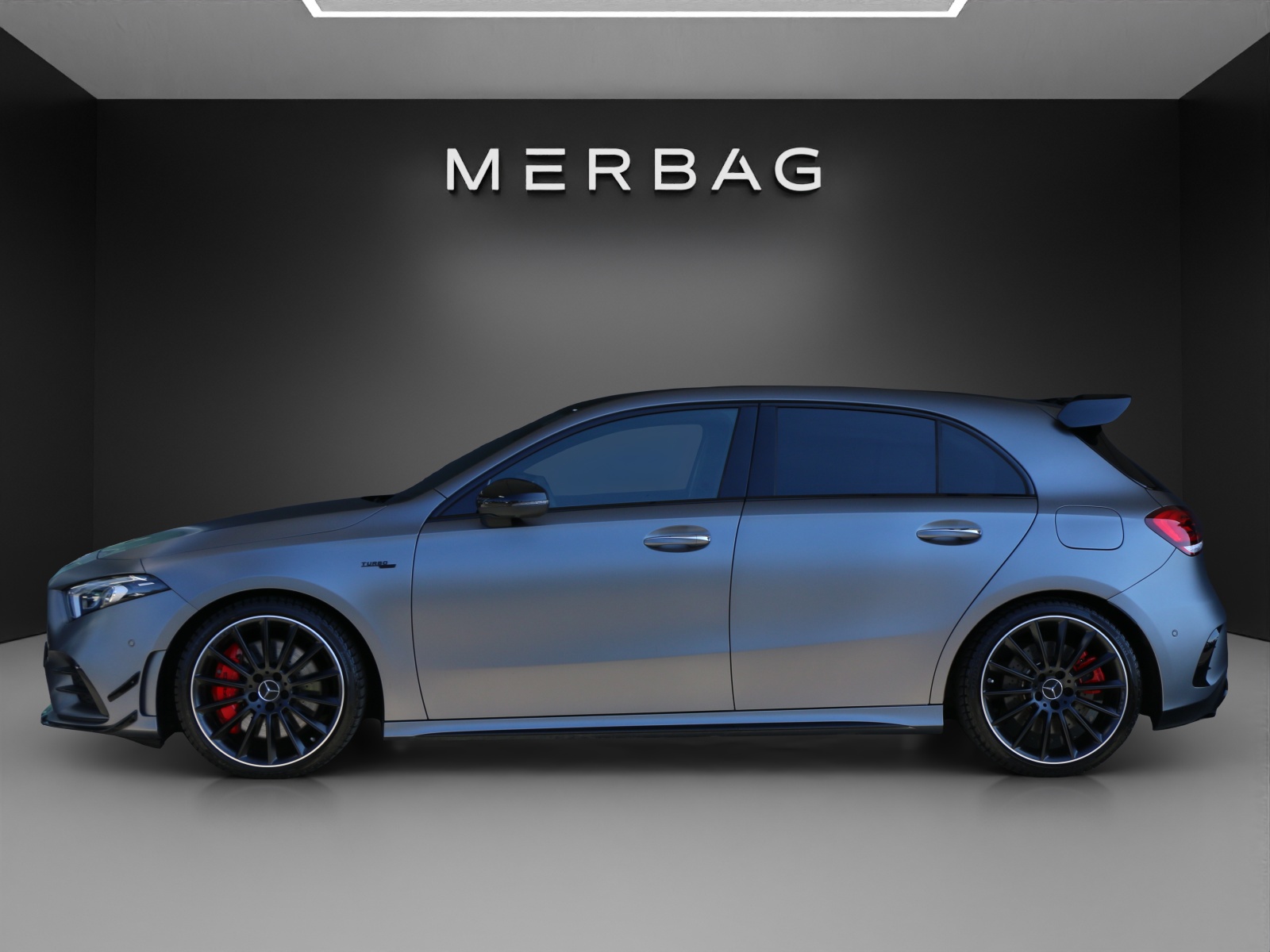MERCEDES-BENZ A 35 AMG 4Matic - 2