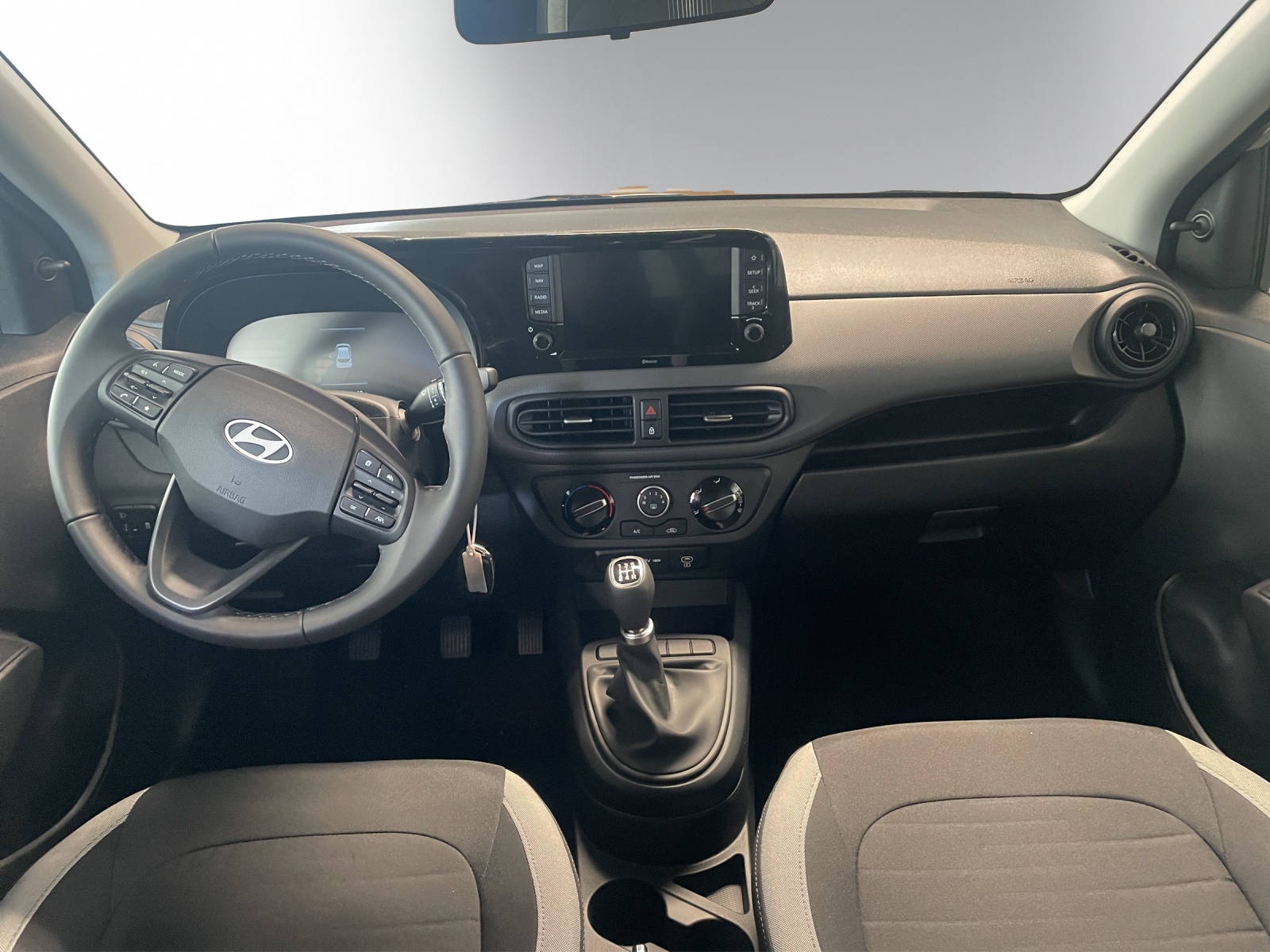HYUNDAI i10 1.0 Origo - 8