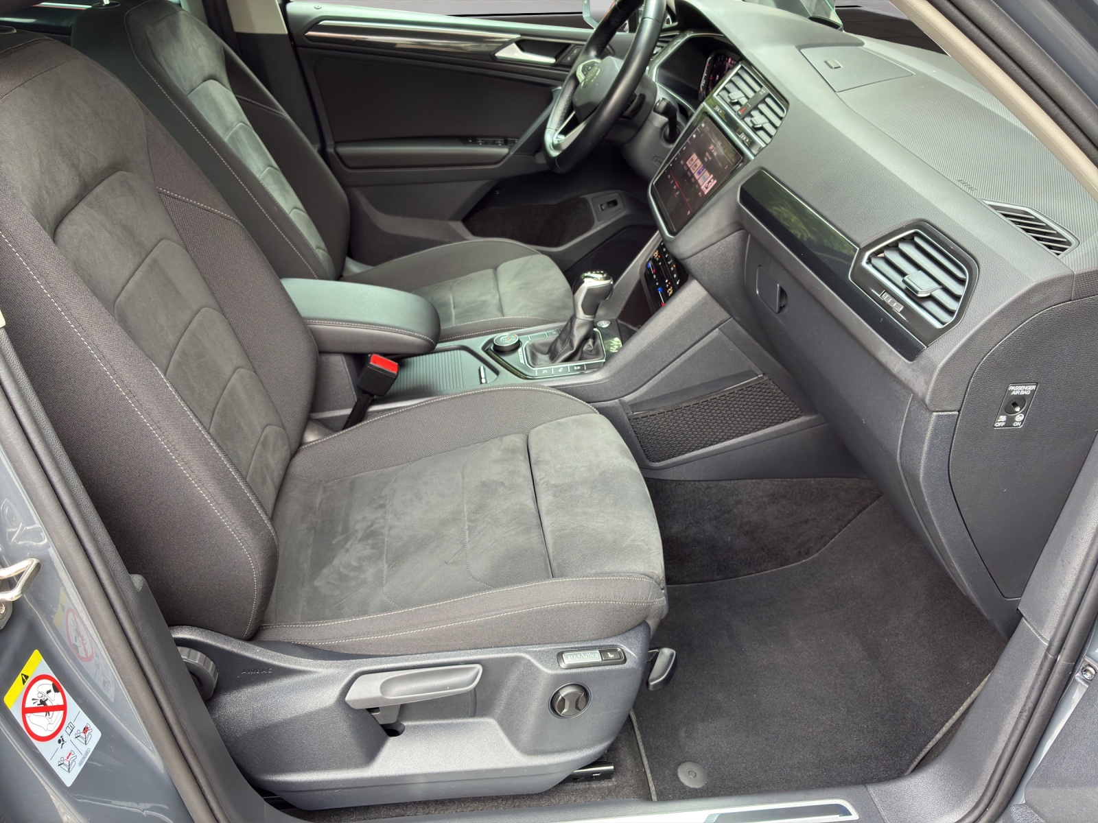 VW Tiguan 2.0TSI Elegance 4Motion DSG - 13