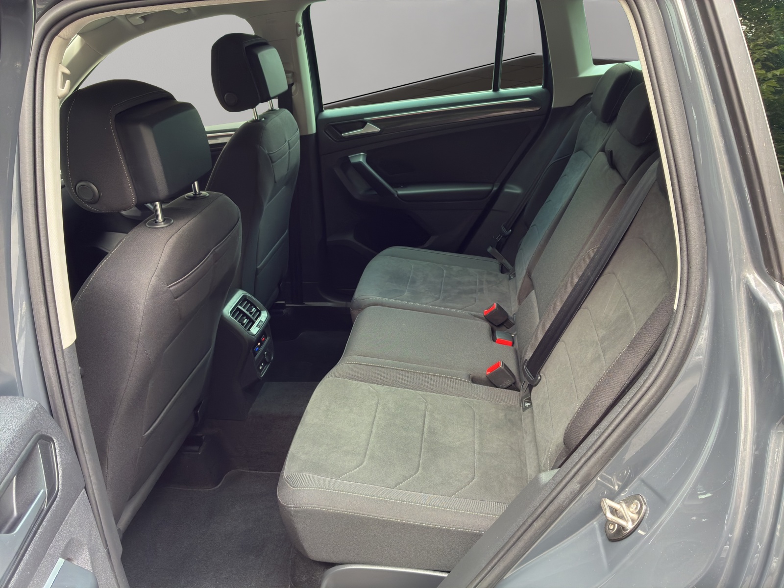 VW Tiguan 2.0TSI Elegance 4Motion DSG - 12